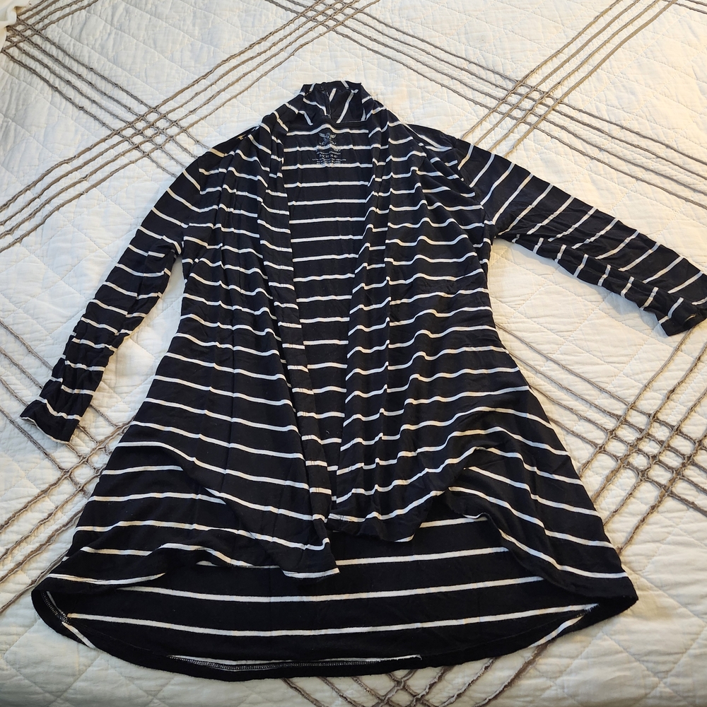 T2 Love Black and White Striped Sleepwear Essentials, Small (4-6)